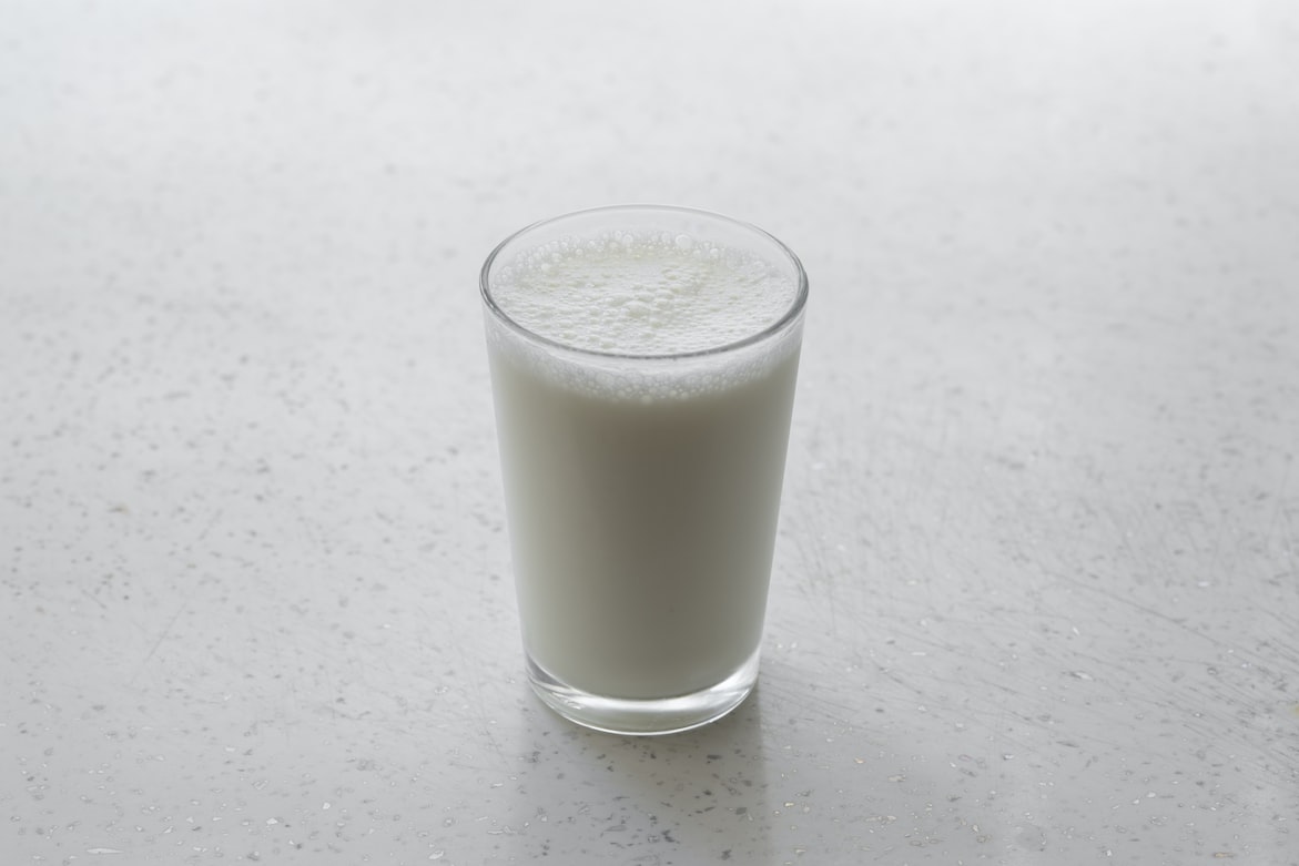 propiedades de la canela molida con leche