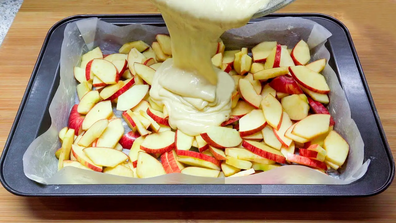tarta de manzana sencilla y sabrosa en 5 minutos